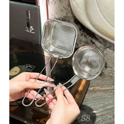 Set 2 Chiếc Rổ Nhúng Lẩu Inox 304 Có Quai Gài Tay Cầm Tiện Lợi vuông 12cm, tròn 10cm em.shoppp 2