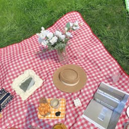 Thảm dã ngoại picnic 2m x 2m, thích hợp đi du lịch, đi phượt chụp ảnh, bạt trải cắm trại gấp gọn, không thấm nước 7