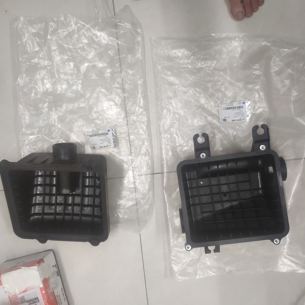 Nắp hộp lọc gió matiz 3, spark 2009-2011 chính hãng GM
