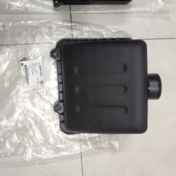 Nắp hộp lọc gió matiz 3, spark 2009-2011 chính hãng GM 4