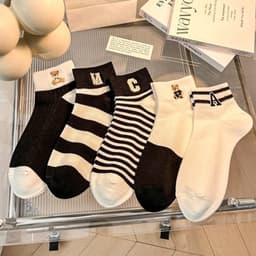 Set 5 Đôi Tất Họa Tiết Kẻ Sọc🍀FREESHIP🍀Vớ Thêu Họa Tiết Gấu Hoạt Hình Màu Trắng Đen Dễ Thương .. 1
