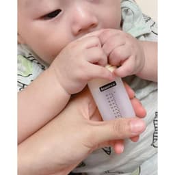 Bình chia thuốc, bình chia siro, bình cho bé uống thuốc 100% silicon Bebepick Whia Hàn quốc 7