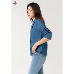 [ẨN] Áo sơ mi Jeans nữ tay dài GENVIET JEANS dáng suông basic phối đồ tôn dáng đi học đi là 8542 7