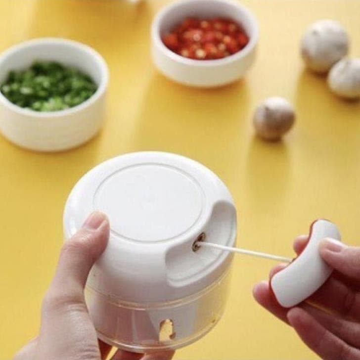 Máy Xay Tỏi Ớt Mini Cầm Tay Đa Năng siêu tiện lợi -TH685