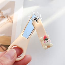 Bấm Móng Tay Y7 Hình Nổi 3D Siêu Cool Kèm Cắt Sửa Móng Tay Lưỡi Thép 3