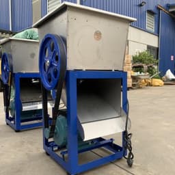 Máy cắt thái thực phẩm như cá mè, cá tép, cá lành canh, cắt nhanh và đều đạt 200-250kg/h. 6
