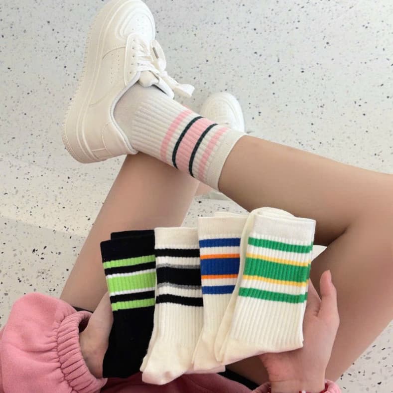 Sét 10 Đôi Tất Vớ Cổ Cao Kẻ Cổ Phong Cách Trẻ Trung Năng Động Siêu Hot 🌸FREESHIP🌸