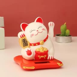 Mèo Thần Tài đón nhận năng lượng mặt trời, mang đến vận may và tài lộc dồi dào. 1