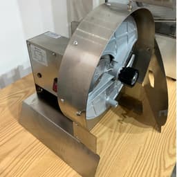 Máy thái lát rau củ quả nhanh đều đẹp ( độ dày từ 0-15mm) máy chạy điện và quay tay 3