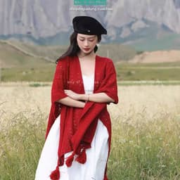 Khăn ren đỏ Boho – Điểm nhấn hoàn hảo cho Outfit hè 4