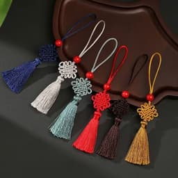 ĐỒNG TÂM KẾT HẠT ĐỎ TUA RUA NGẮN - Set Dây Treo Cổ Trang Trang Trí Ngày Tết May Mắn Xinh Xắn 3