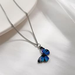 Vòng Cổ Bướm Xanh Lam Điệp Gradient - Dây Chuyền Bạc Nữ Mặt Hình Hồ Điệp Phối Màu Đậm Nhạt Thời Trang Thanh Lịch 8