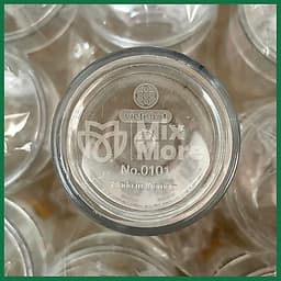 Bình lắc shaker Việt Nhật nhựa chia vạch đen chuyên dùng trong pha chế bao gồm nắp 320ml/460ml/600ml Mixmore 5