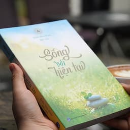 Sách - Sống Với Hiện Tại - Chân Như Pháp - Vĩnh Nghiêm Books 4