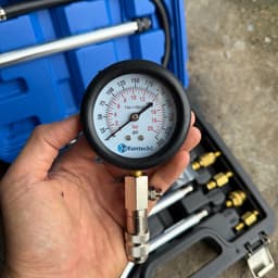 BỘ ĐO ÁP SUẤT NÉN BUỒNG ĐỐT ĐỘNG CƠ (XE MÁY & Ô TÔ) KUNTECH 7