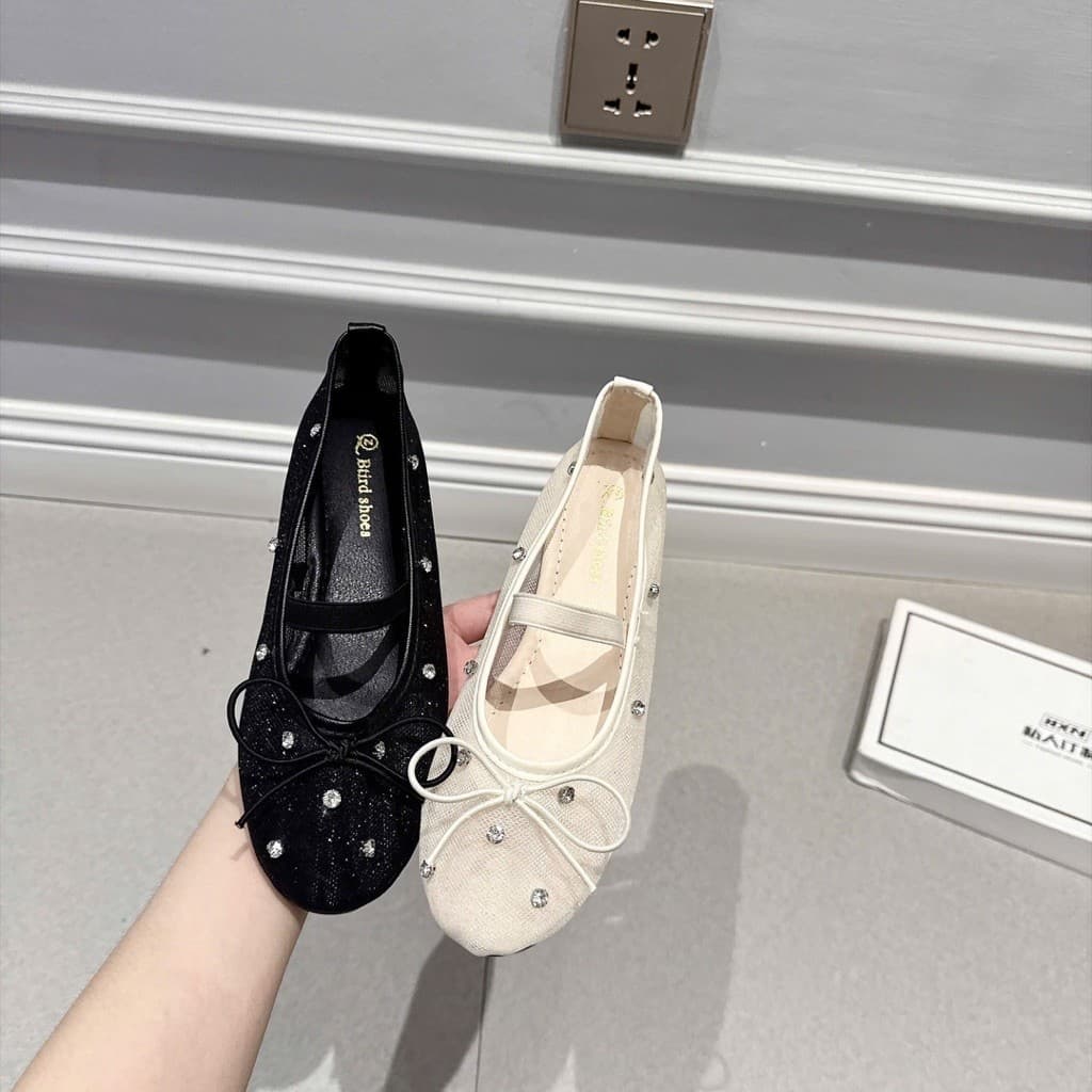Búp bê cho nữ gắn đá bling bling xinh xỉu (Form chuẩn)