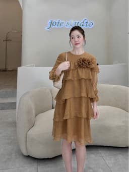 <Đầm Bầu Quynhanhhoue> (NH CLOTHING)Váy suông váy tơ tầng hoa ngực M11959 sm 2