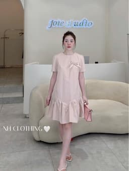 (NH CLOTHING)Váy suông Quynhanhhouse váy gió nơ ngực M11945 sm 5