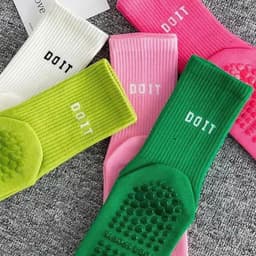 (Được Chọn Màu)Tất Vớ Tập Yoga Chống Trơn Trượt, Tất Dệt Kim Dày Dặn, Co giãn tt93 3