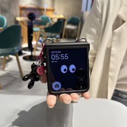 [CÓ SẴN] Ốp ZFLIP 8 - Z FLIP 7 - Z FLIP6 - FLIP5 5G dây xích nhựa cá tính kèm móc treo poodle và thanh bảo vệ bản lề 7