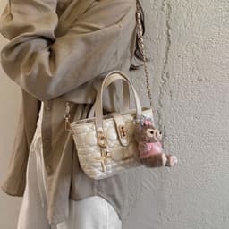Túi Dáng Chậu Tặng kèm Charm Gấu Nơ Cực xinh 4