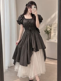 [2hand] Váy xoè đen bất đối xứng freesize 1