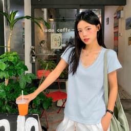 Áo Thun Nữ Cổ V NIVRA Phối Viền Ren Tay Ngắn Thun Giấy 6