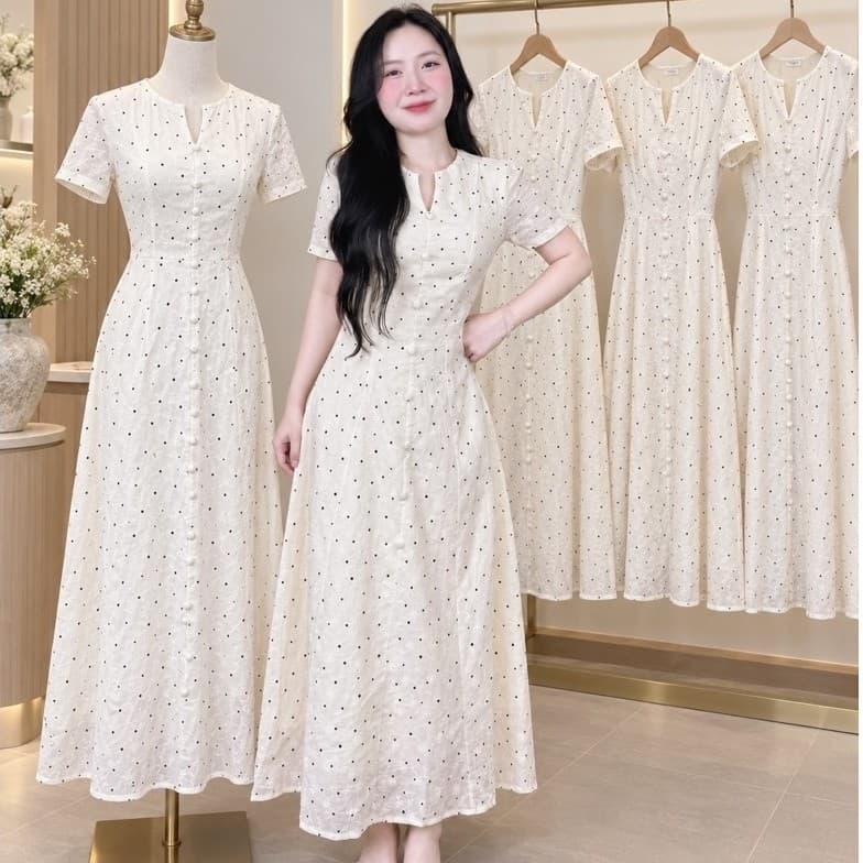 Váy trắng hoa cúc nhí thêu