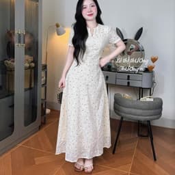 Váy trắng hoa cúc nhí thêu 4