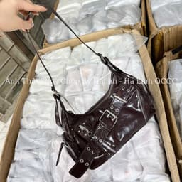 Túi Kẹp Nách Đeo Chéo Nội Địa Đai Khuy Chéo RMBL 4