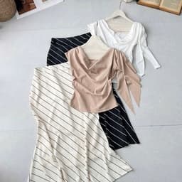 Set thiết kế áo bẹt vai phối phụ kiện khoen cài và chân váy kẻ chéo phom dài 9