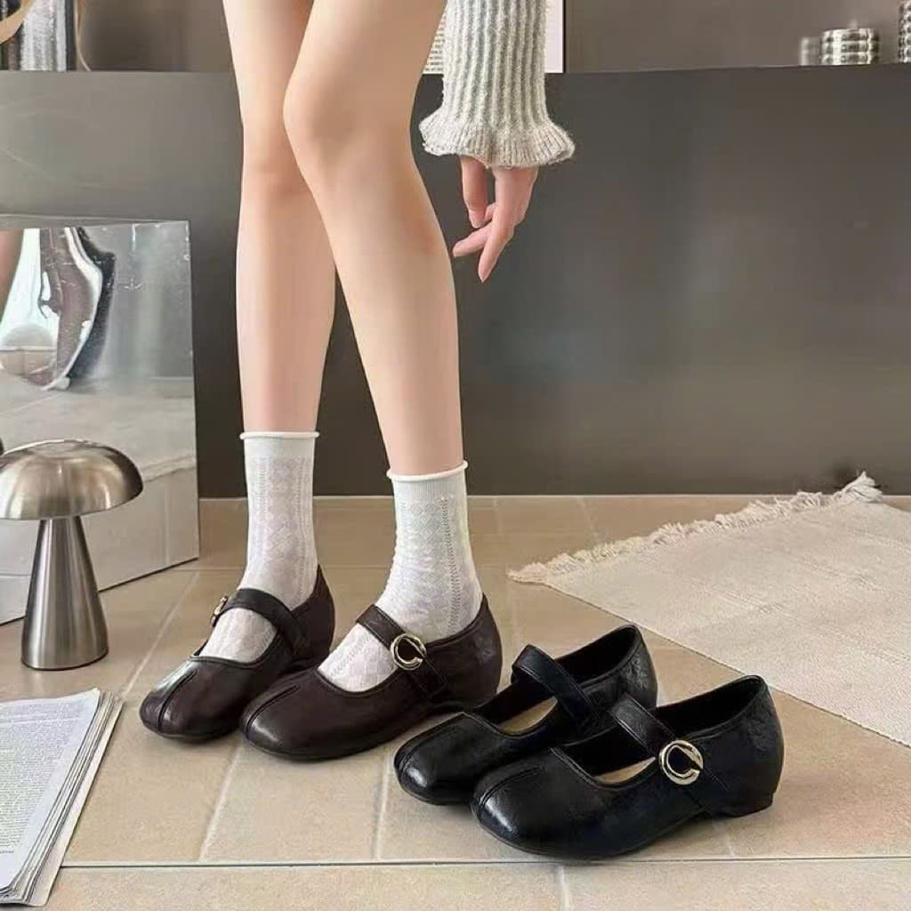 Giày Mary Jane cổ điển có khóa cài, kiểu dáng giả xẻ mũi dành cho nữ, mùa thu năm 2026, thoải mái, thích hợp đi làm.