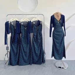 Đầm 2 dây bozzip viền ren tone xanh navy kèm khoác ngoài 7