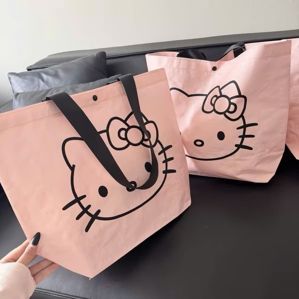 TÚI CÓT TOTE HELLO KITTY OVERSIZE – VỪA XINH VỪA CHỨA CẢ THẾ GIỚI 🎀