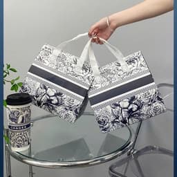 🌈  Túi Đựng Bình Nước , Đồ Ăn .  Hoa Văn Đen Trắng Cổ Điển Có Lót Bạc giúp Giữ Nhiệt dc Tốt Hơn 7