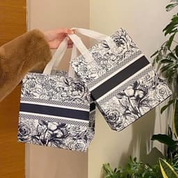 🌈  Túi Đựng Bình Nước , Đồ Ăn .  Hoa Văn Đen Trắng Cổ Điển Có Lót Bạc giúp Giữ Nhiệt dc Tốt Hơn 4