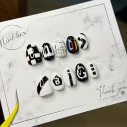 Nailbox BIGBANG G-Dragon Đen Trắng | Nail Box Handmade Thủ Công Nail Concert Kpop Unisex– Mellow Nailbox 2