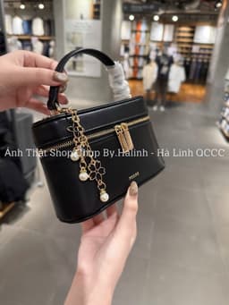 PODRE - FULLBOX - Túi Dáng Cốp Podre Da Trơn Kèm Charm Hoa RMPR 9