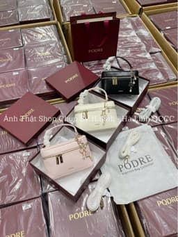 PODRE - FULLBOX - Túi Dáng Cốp Podre Da Trơn Kèm Charm Hoa RMPR 5