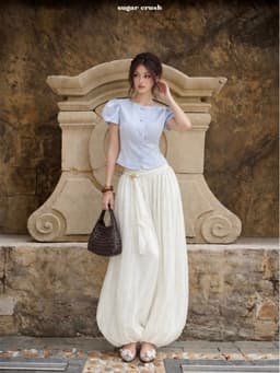 SUGAR CRUSH - Áo lụa nữ chiết eo tay phồng phối cúc bọc - Romy Top 2