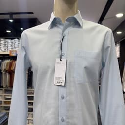 Áo sơ mi nam Owen dài tay màu xanh nhạt kẻ nhỏ regular fit vạt bầu vải sợi tre AR260628DT 3