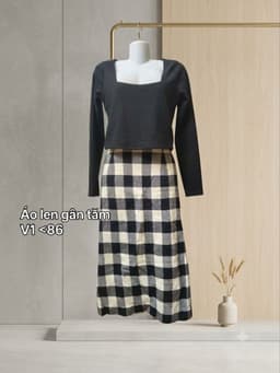 [2hand] Áo len gân tăm đen cổ vuông dáng croptop size S M 2