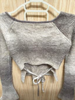 [2hand] Áo len đan bông xù nâu loang dáng croptop hở lưng có dây nơ freesize 3