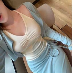 Set 3 món áo yếm nhúng ngực phối khoác và chân váy thun ôm suông dài 2