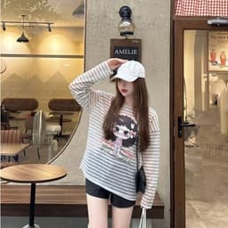 Áo Thun Giấy L1 Nữ Tay Dài Kẻ Ngang Họa Tiết To Form Rộng Freesize 40-60kg 1