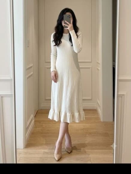 [2hand] Đầm len gân trắng body đuôi cá freesize