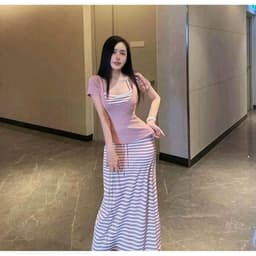 Set áo cặp và chân váy thun dài phối kẻ ngang 3