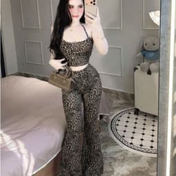 Set bộ thun tăm da beo áo 2 dây phom ôm mix quần ống loe dài 7