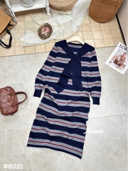 <Đầm bầu Quynhanhhouse> (QC) #8021 Váy kẻ suông kèm khăn cùng màu thêu chữ 6