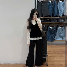 [Hàng Chuẩn L1] Set áo ren thêu hoa mỏng kèm áo yếm 2 dây nhung viền ren Maya Top - A6804 5
